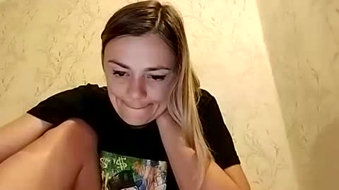 Snapshot of krisssexi chatting on September 2025 07:08:01 PM KrissSexi online show from September 2025 07:08:01 PM