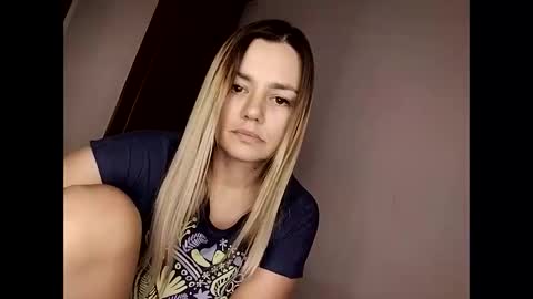 KrissSexi online show from November 2025 11:21:02 AM