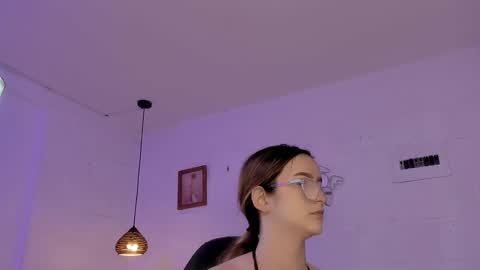 kristal online show from September 2025 12:05:01 PM