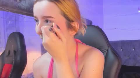 kristal online show from November 2025 02:11:01 AM