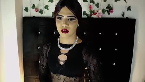 kristal_queen01 online show from March 2026 01:33:02 AM