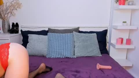 Kristal online show from February 2025 05:32:02 PM