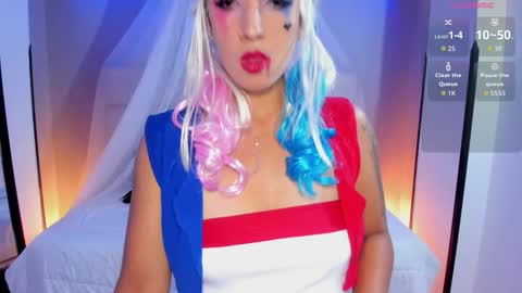 Snapshot of kristen_kassi chatting on November 2025 04:55:01 PM Kristen online show from November 2025 04:55:01 PM