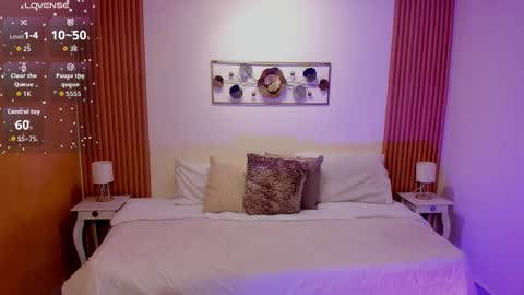 Snapshot of kristen_kassi chatting on November 2025 07:05:02 PM Kristen online show from November 2025 07:05:02 PM