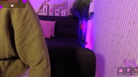 kristen_tay online show from April 2026 03:22:02 AM