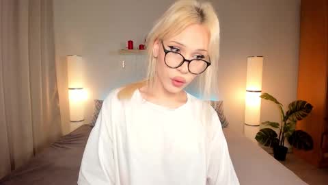 Kristal online show from September 2025 02:16:01 PM