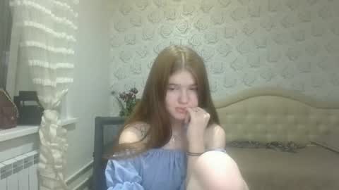 Snapshot of kristiancommes chatting on July 2026 08:44:02 PM Alisa online show from July 2026 08:44:02 PM