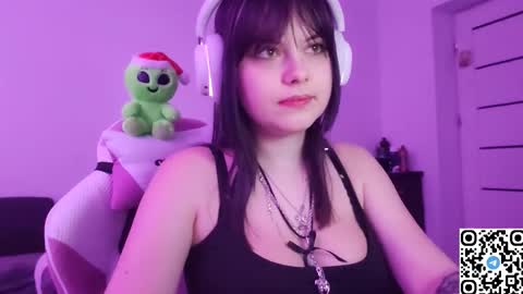 Christie online show from November 2025 09:09:02 PM