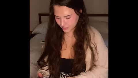 kristiekitty online show from April 2026 03:21:02 AM