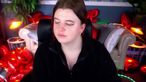 kristifoxy online show from February 2026 04:19:02 AM