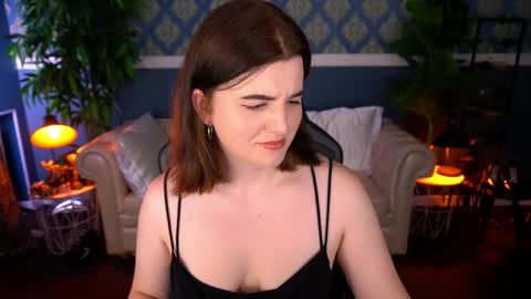 Snapshot of kristifoxy chatting on June 2026 12:54:02 PM kristifoxy online show from June 2026 12:54:02 PM