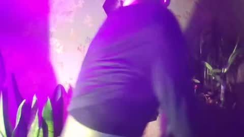 Snapshot of kristinagold44 chatting on December 2024 11:17:02 PM Kristina online show from December 2024 11:17:02 PM