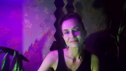 Snapshot of kristinagold44 chatting on January 2025 07:17:01 PM Kristina online show from January 2025 07:17:01 PM