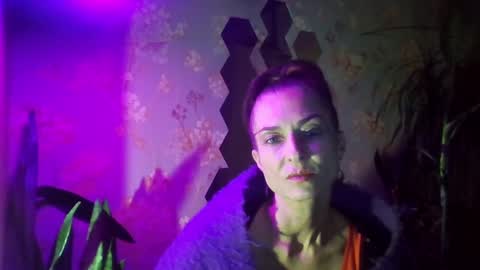 Snapshot of kristinagold44 chatting on January 2025 04:30:02 PM Kristina online show from January 2025 04:30:02 PM