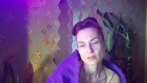 Snapshot of kristinagold44 chatting on February 2025 09:37:01 AM Kristina online show from February 2025 09:37:01 AM