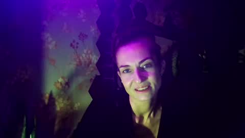 Snapshot of kristinagold44 chatting on February 2025 05:16:01 PM Kristina online show from February 2025 05:16:01 PM