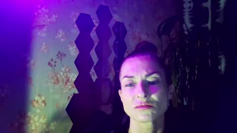 Snapshot of kristinagold44 chatting on February 2025 07:17:02 PM Kristina online show from February 2025 07:17:02 PM