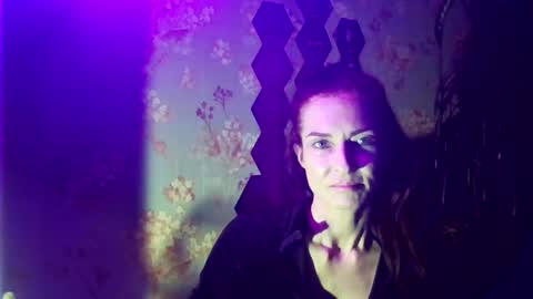 Snapshot of kristinagold44 chatting on February 2025 07:07:01 PM Kristina online show from February 2025 07:07:01 PM