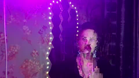 Snapshot of kristinagold44 chatting on March 2025 10:04:02 PM Kristina online show from March 2025 10:04:02 PM