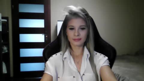 KristineAmore online show from September 2025 06:26:01 AM