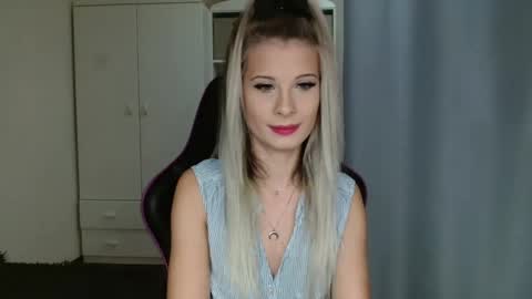 KristineAmore online show from October 2025 06:38:01 AM