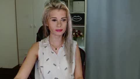 KristineAmore online show from February 2026 07:25:01 AM