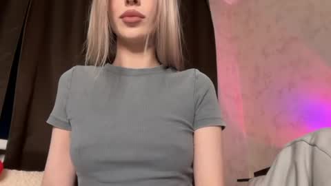 Kristy and Alice online show from April 2026 06:42:02 PM