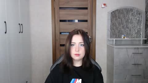 Kristy online show from October 2025 08:57:01 PM