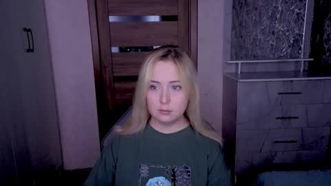Kristy online show from May 2026 02:18:02 AM