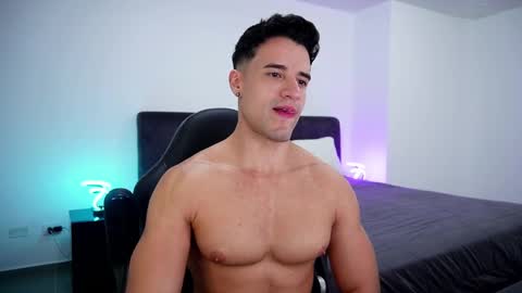 Snapshot of krops_ chatting on March 2025 05:58:02 PM KROPS online show from March 2025 05:58:02 PM