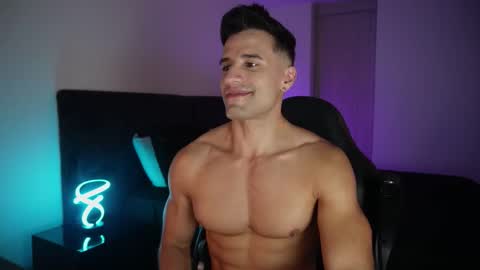 Snapshot of krops_ chatting on December 2025 01:02:02 AM KROPS online show from December 2025 01:02:02 AM