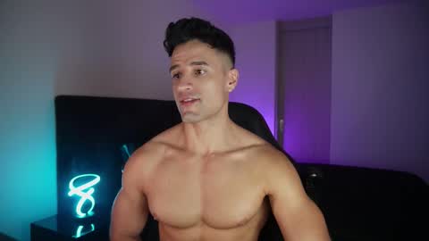 Snapshot of krops_ chatting on February 2026 01:59:02 AM KROPS online show from February 2026 01:59:02 AM