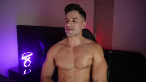 Snapshot of krops_ chatting on February 2026 06:09:02 AM KROPS online show from February 2026 06:09:02 AM