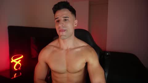 Snapshot of krops_ chatting on February 2026 10:41:02 PM KROPS online show from February 2026 10:41:02 PM