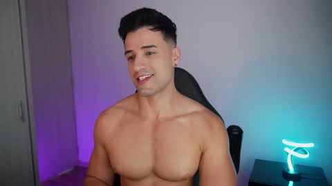 Snapshot of krops_ chatting on June 2026 05:49:02 PM KROPS online show from June 2026 05:49:02 PM