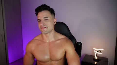 Snapshot of krops_ chatting on July 2026 02:09:01 AM KROPS online show from July 2026 02:09:01 AM