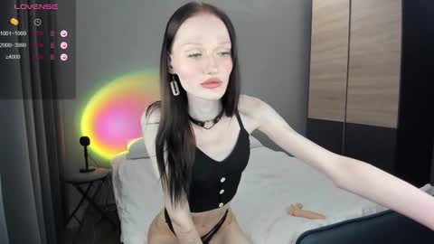 Snapshot of krstn_tg chatting on March 2025 04:49:01 AM Kris online show from March 2025 04:49:01 AM