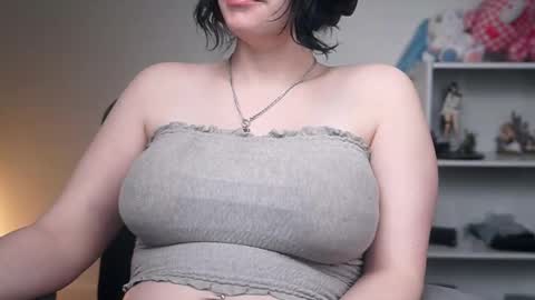 Krystal Syx online show from February 2026 06:59:02 PM