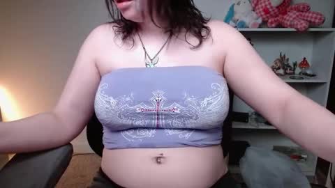 Krystal Syx online show from March 2026 04:57:01 PM
