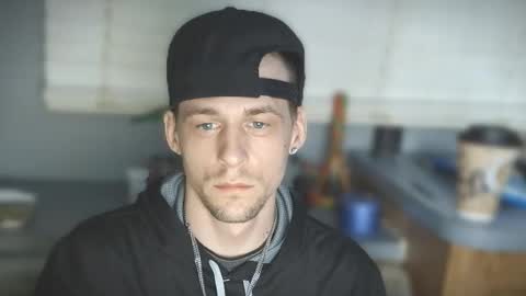 krytiar1992 online show from March 2026 07:01:02 AM