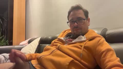 krzysztof1977 online show from June 2026 09:16:02 PM