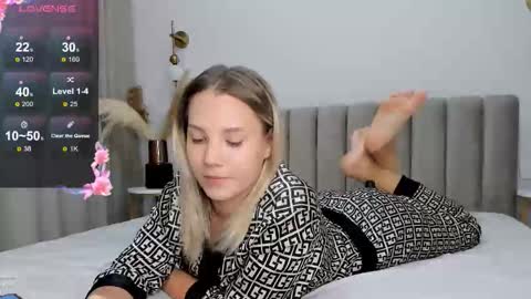 Snapshot of ksusha__sweet chatting on September 2025 09:16:02 PM Lady online show from September 2025 09:16:02 PM