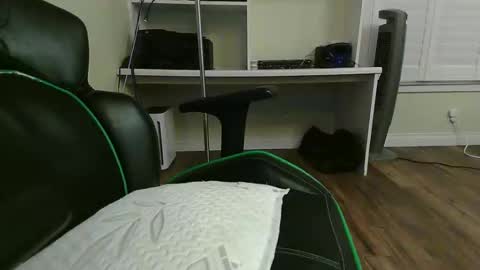 Kevin online show from November 2025 07:29:02 AM