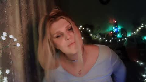 Annika  MTF ts post -op online show from December 2024 01:28:01 PM