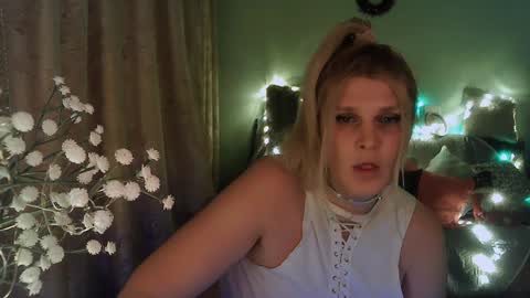 Annika  MTF ts post -op online show from December 2024 02:00:01 PM