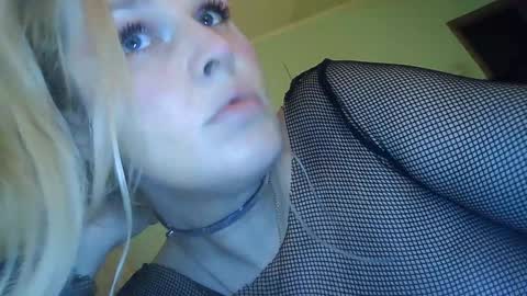 Annika  MTF ts post -op online show from January 2025 02:00:01 PM