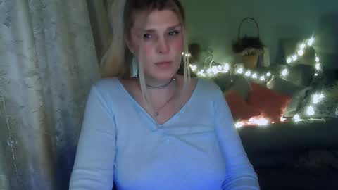 Annika  MTF ts post -op online show from February 2025 01:29:01 PM
