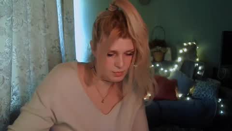 Annika  MTF ts post -op online show from February 2025 10:48:02 AM