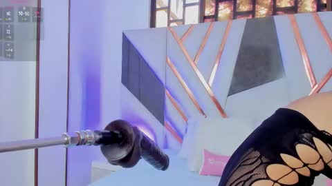 SARA online show from October 2025 12:01:02 PM