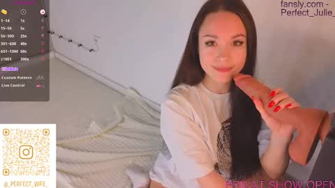 Snapshot of kumamonchik chatting on February 2025 08:19:02 AM  MY NAME IS JULIA  TO SEE MORE 18 CONTENT YOU CAN SUBSCRIBE TO  FANSLY -  online show from February 2025 08:19:02 AM